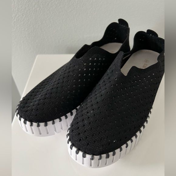 Ilse Jacobsen Shoes - NWOT Ilse Jacobsen Tulip Platform Shoea